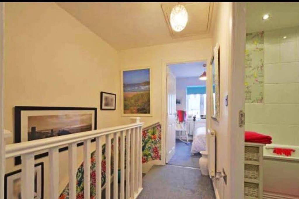 Sunny Family 4-Sleeper Near Newquays Top Beaches Newquay  Exterior photo