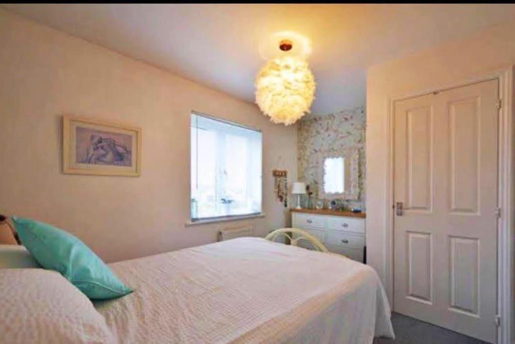 Sunny Family 4-Sleeper Near Newquays Top Beaches Newquay  Exterior photo